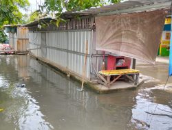 Ratusan Bangli di Kali Baru Tambun Selatan Sebabkan Banjir