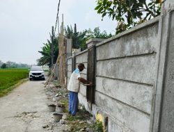 Ketua JPKP Tanggapi Isu Miring Pembangunan Pagar Kantor Desa Labansari